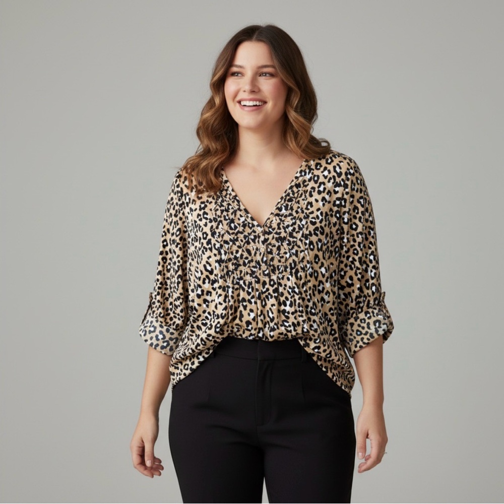 🍓$5 Pick!🍓 Kim Rodgers Cheetah Print Quarter Length Sleeved Top